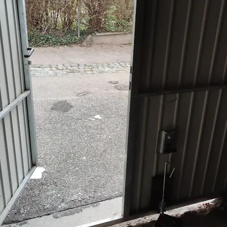 Romains 0g - De Tourisme Classe Avec Garage Gratuit *